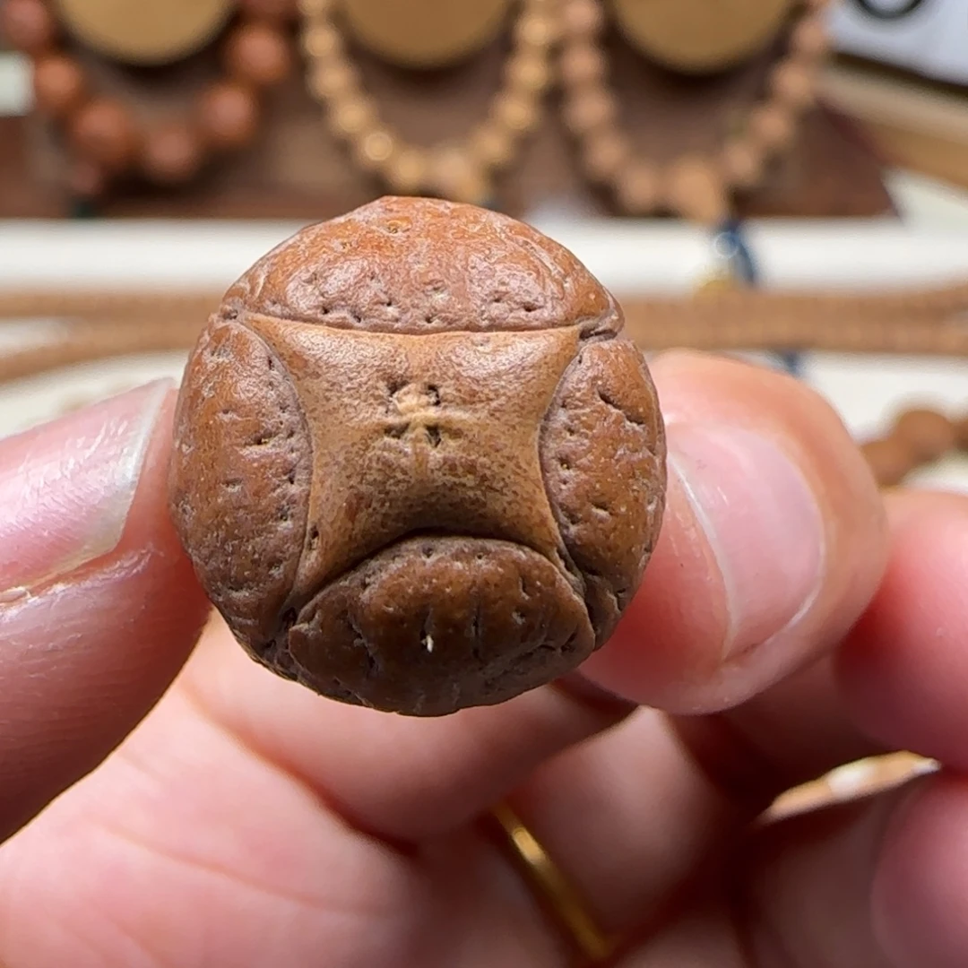 小***~吊坠凤眼菩提麒麟单颗