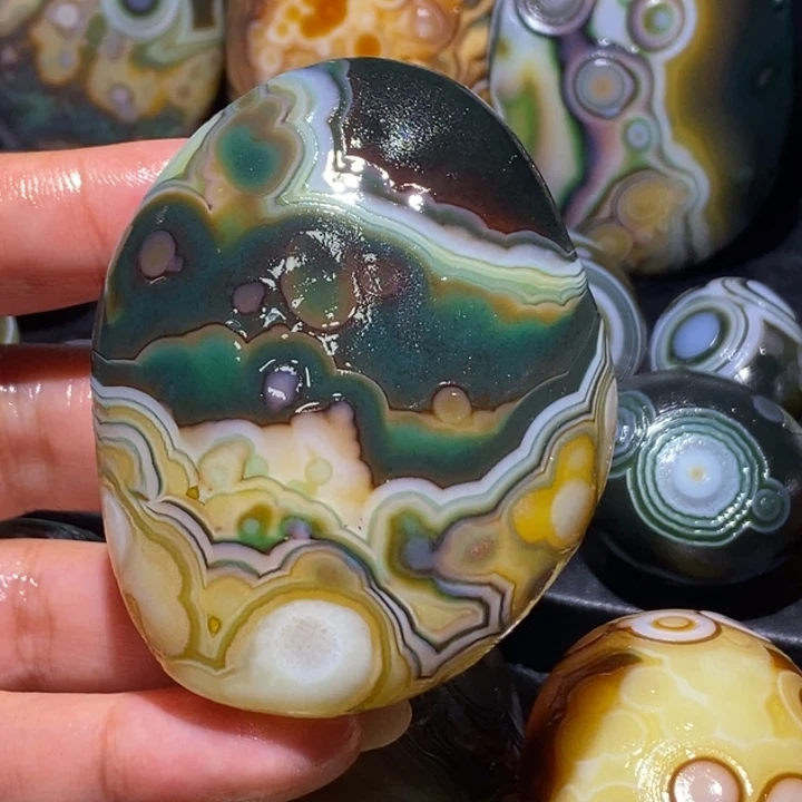 玛瑙/玉髓未镶嵌珠宝奇石119