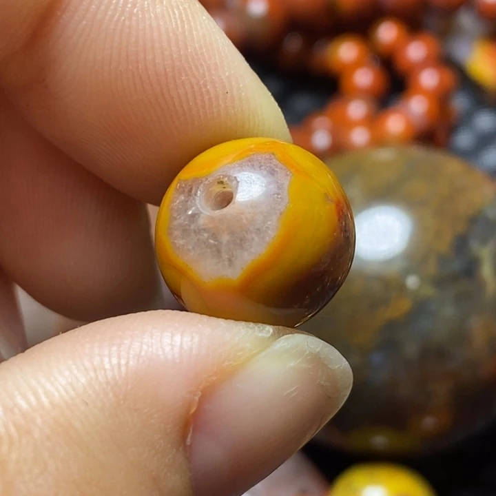 玛瑙/玉髓颈饰未镶嵌黔*