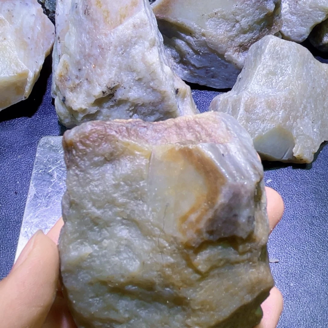 未镶嵌和田玉珠宝半成品