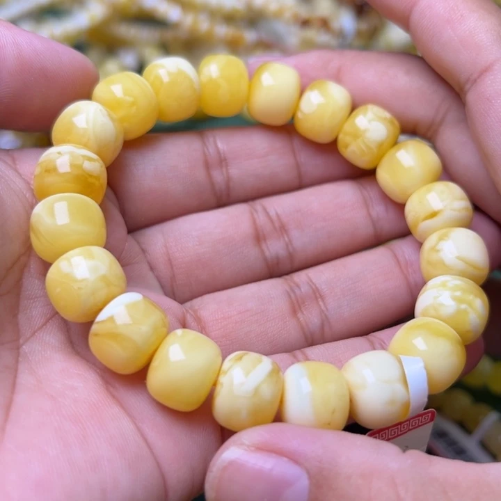 蜜蜡未镶嵌珠宝奇石