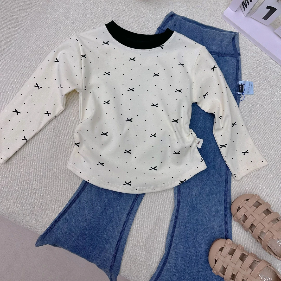 小黑蝴蝶结辣妹打底衫