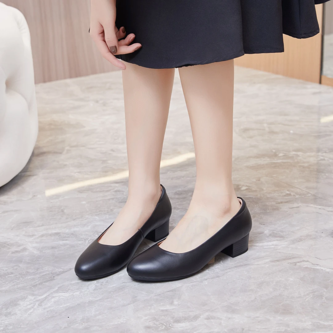 直播专属链接 微瑕清货大码工作鞋纯黑粗跟真皮单鞋女鞋