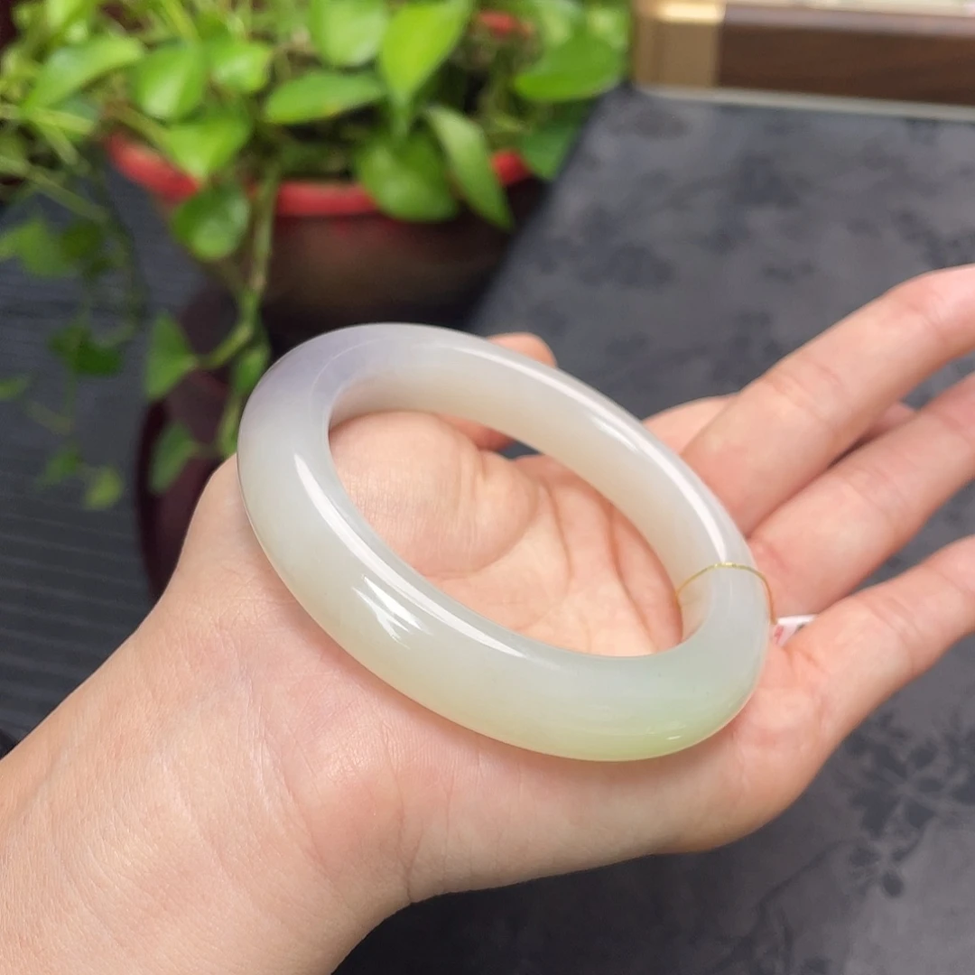 和田玉未镶嵌手镯-紫翠