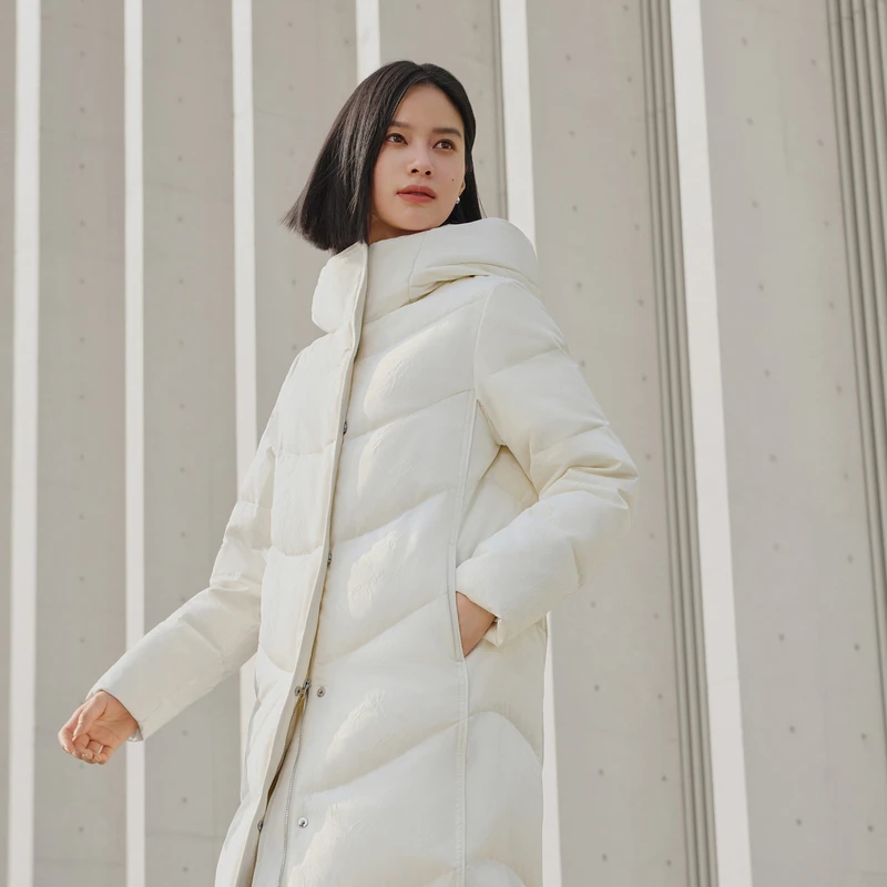 波司登【好羽绒】2024冬季新款女长款连帽新中式女款运动时尚4588