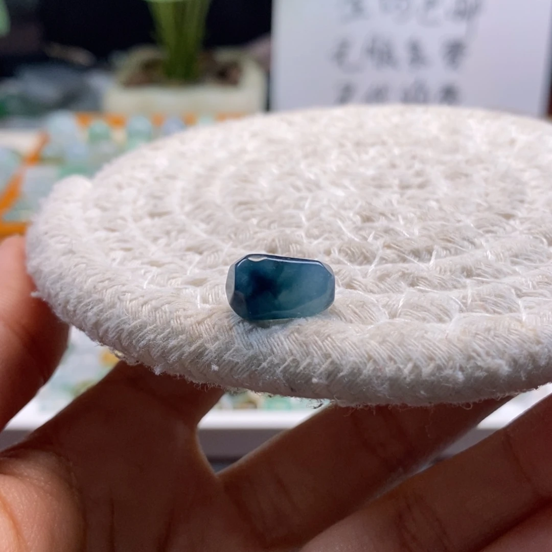 翡翠散珠天然翡翠蓝随形