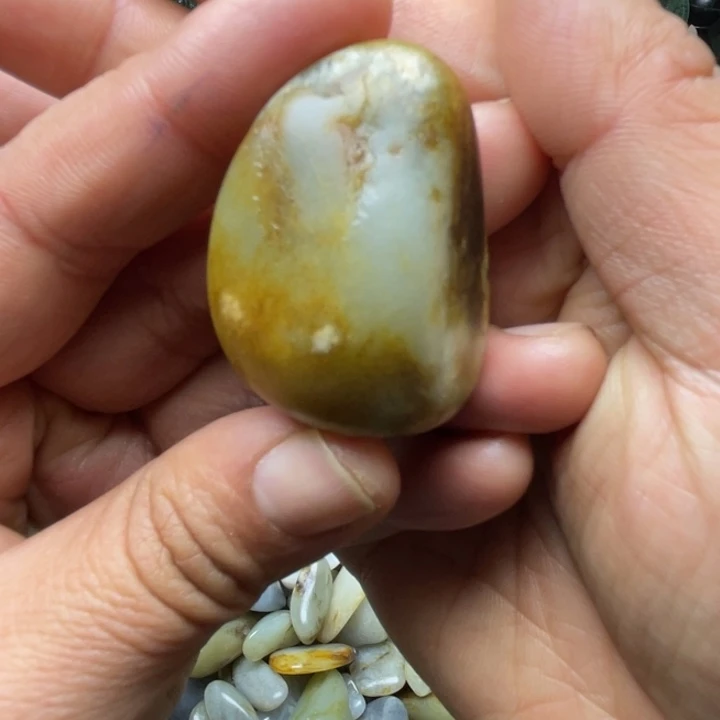 和田玉（子料）未镶嵌珠宝半成品