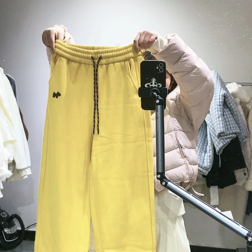 【闪购商品】加绒黄色