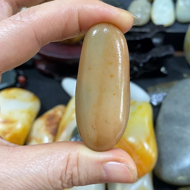 未镶嵌和田玉（糖玉）挂件