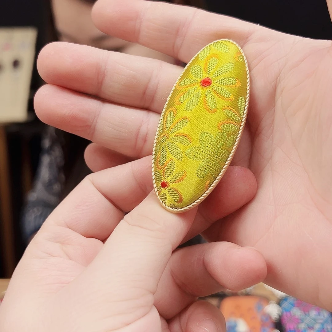 黄铜925银布艺手工刺绣