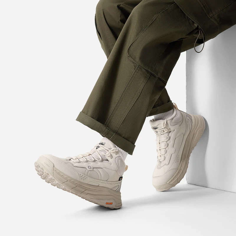 李宁星途2|休闲鞋男女鞋2024冬季加绒中帮防滑运动鞋AGLU245-B品