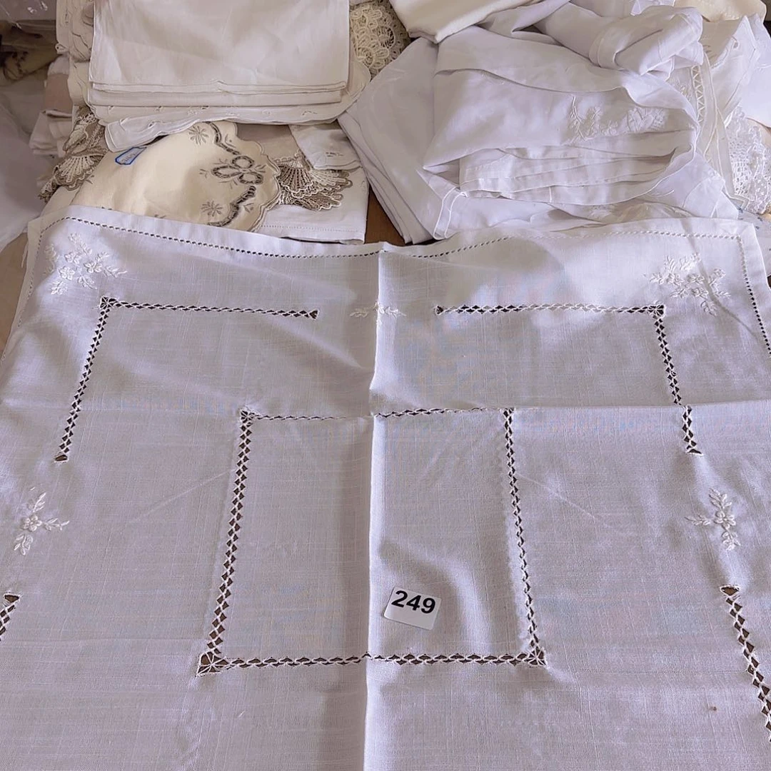 棉麻手绣83方249号