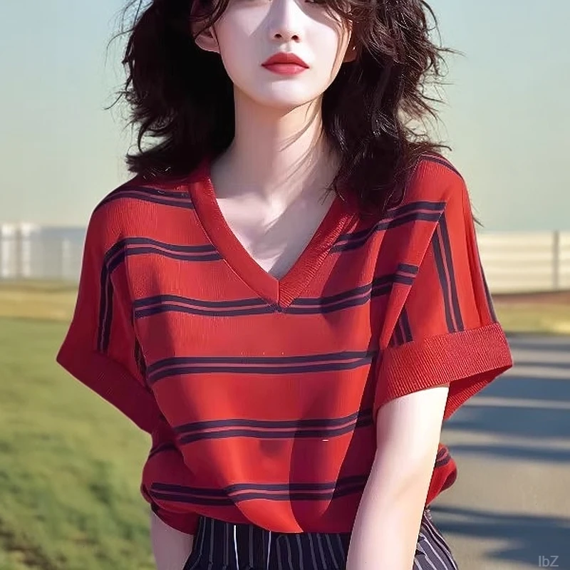 韩系撞色条纹设计感polo领针织衫女2025夏季法式甜美别致好看上衣