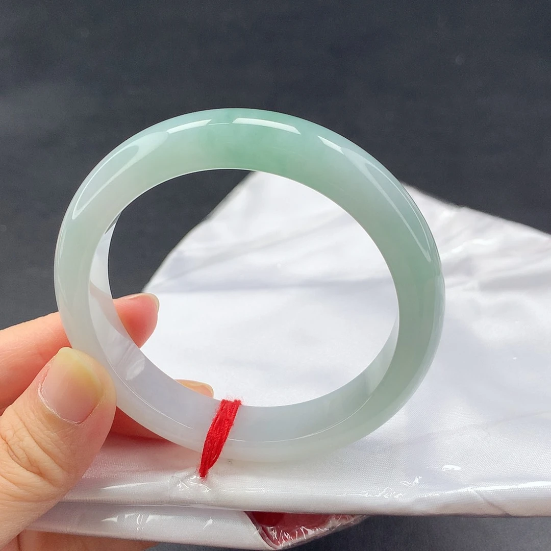 未镶嵌手镯翡翠（37号）