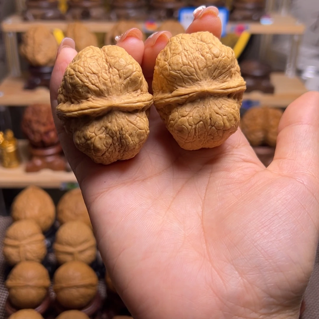 桃核把件方尊H19、45……