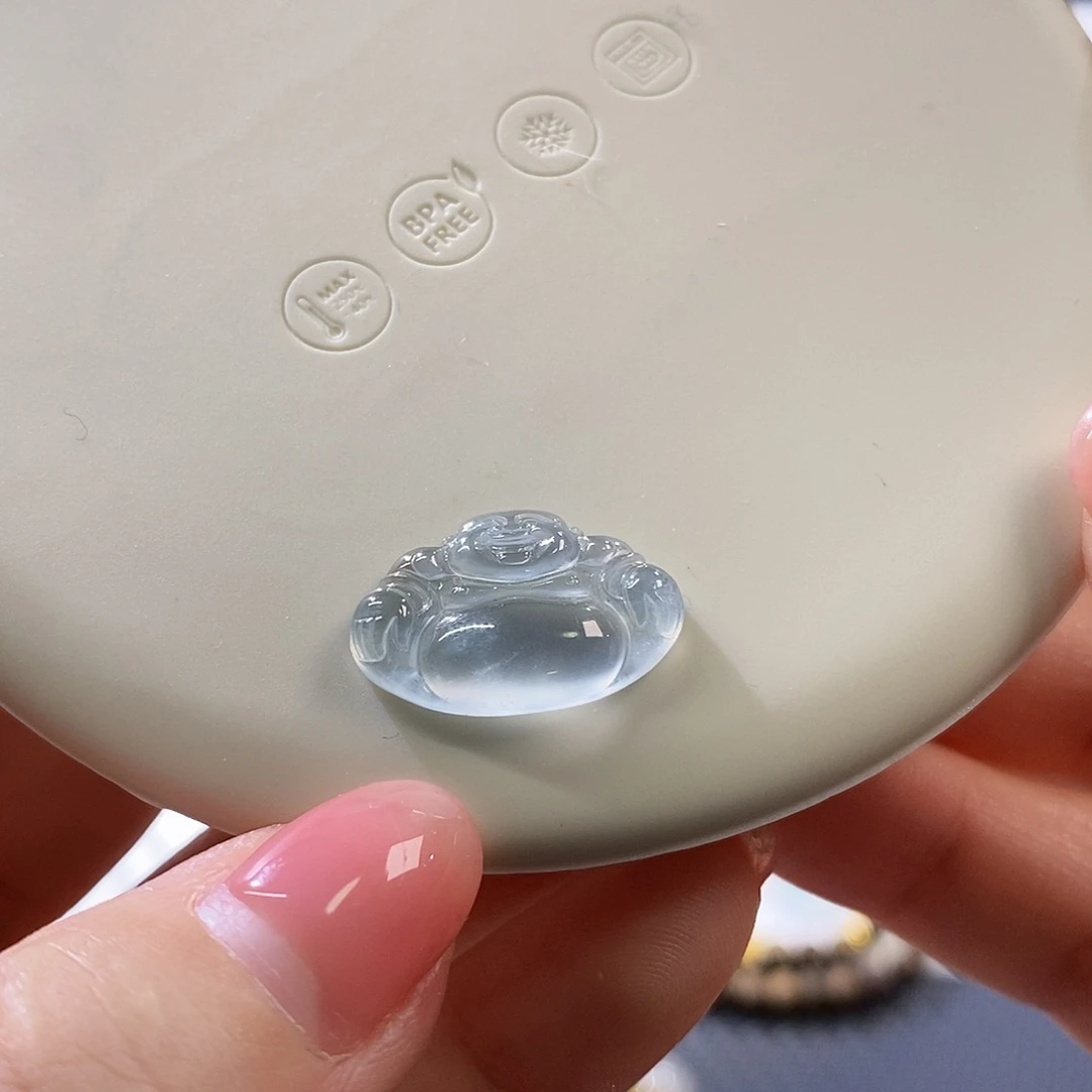 翡翠挂件未镶嵌裸石