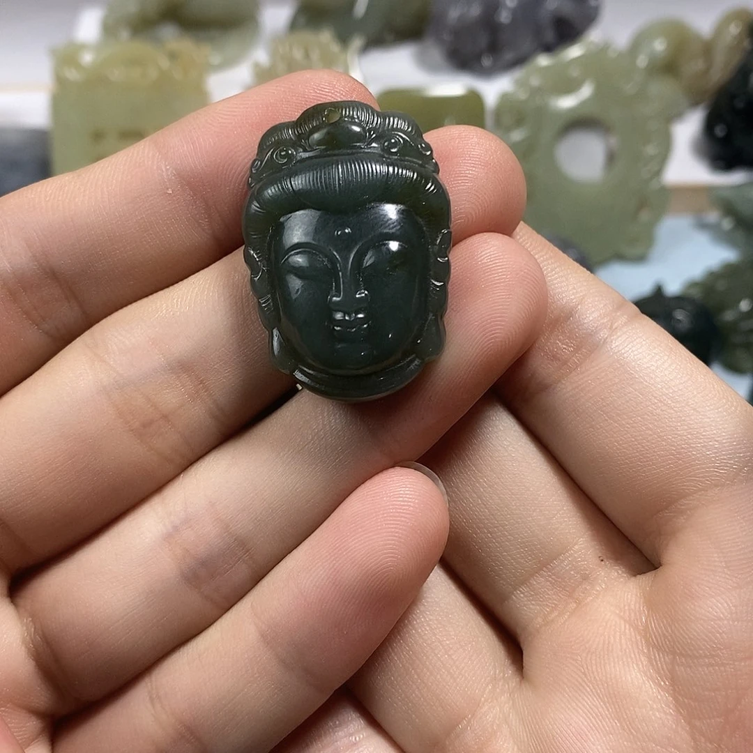 和田玉未镶嵌挂件