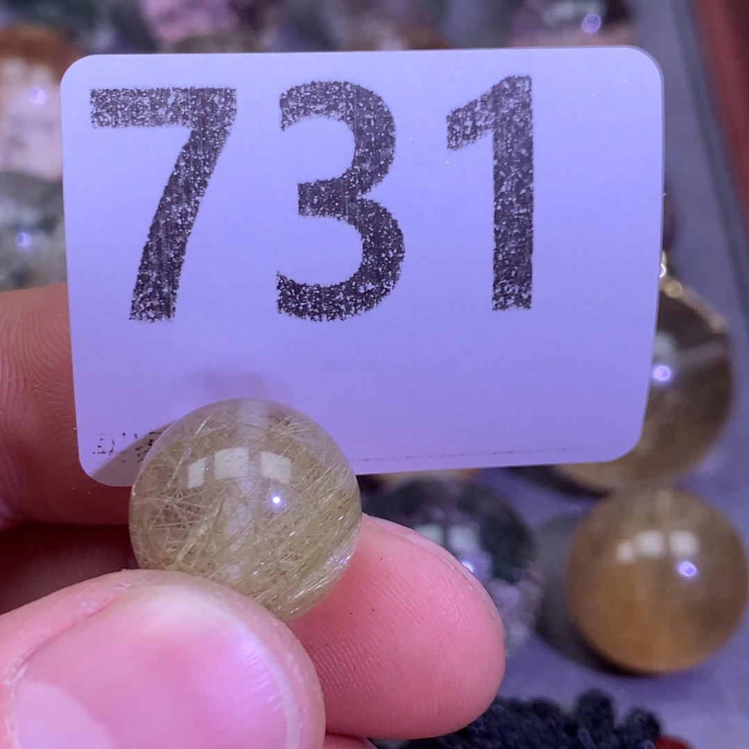 跟***通水晶颈饰未镶嵌天然水晶石吊坠