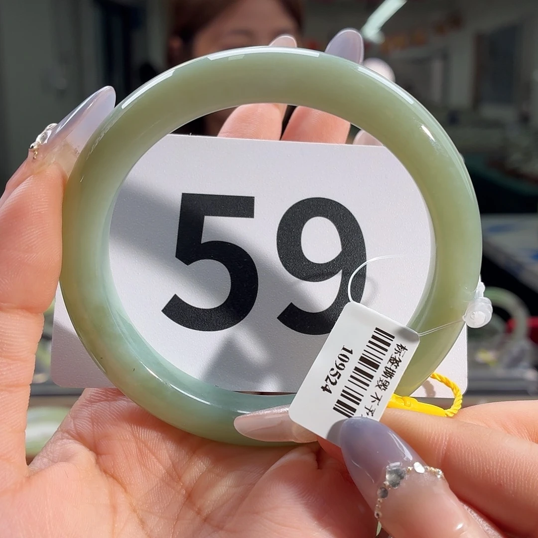 和田玉手镯未镶嵌纹纹