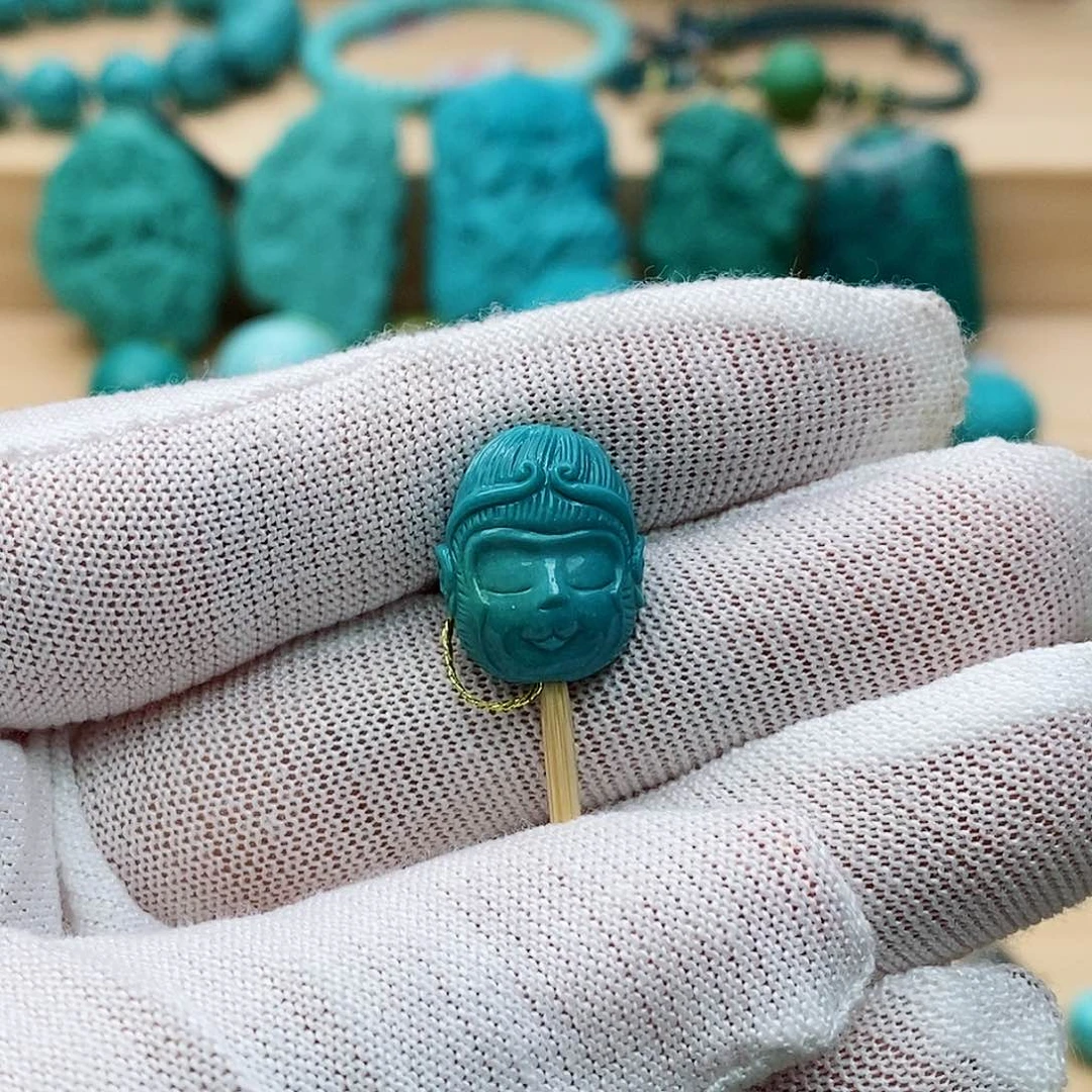 未镶嵌绿松石珠宝奇石