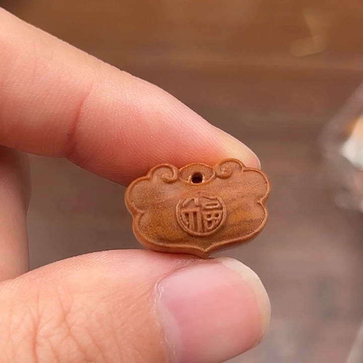 檀香木其他福锁19mm