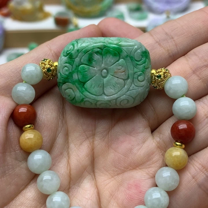 颈饰未镶嵌翡翠翡翠