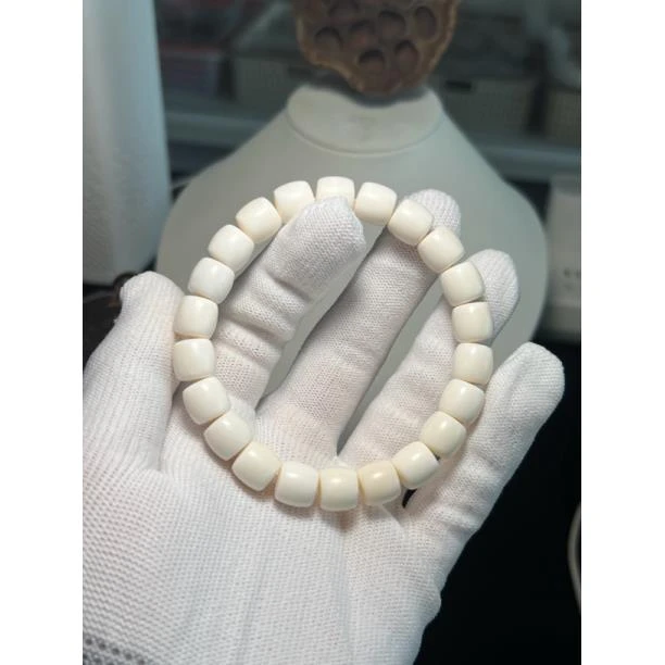 10x10直切养殖鹿角精工手串，高瓷白，高油高密