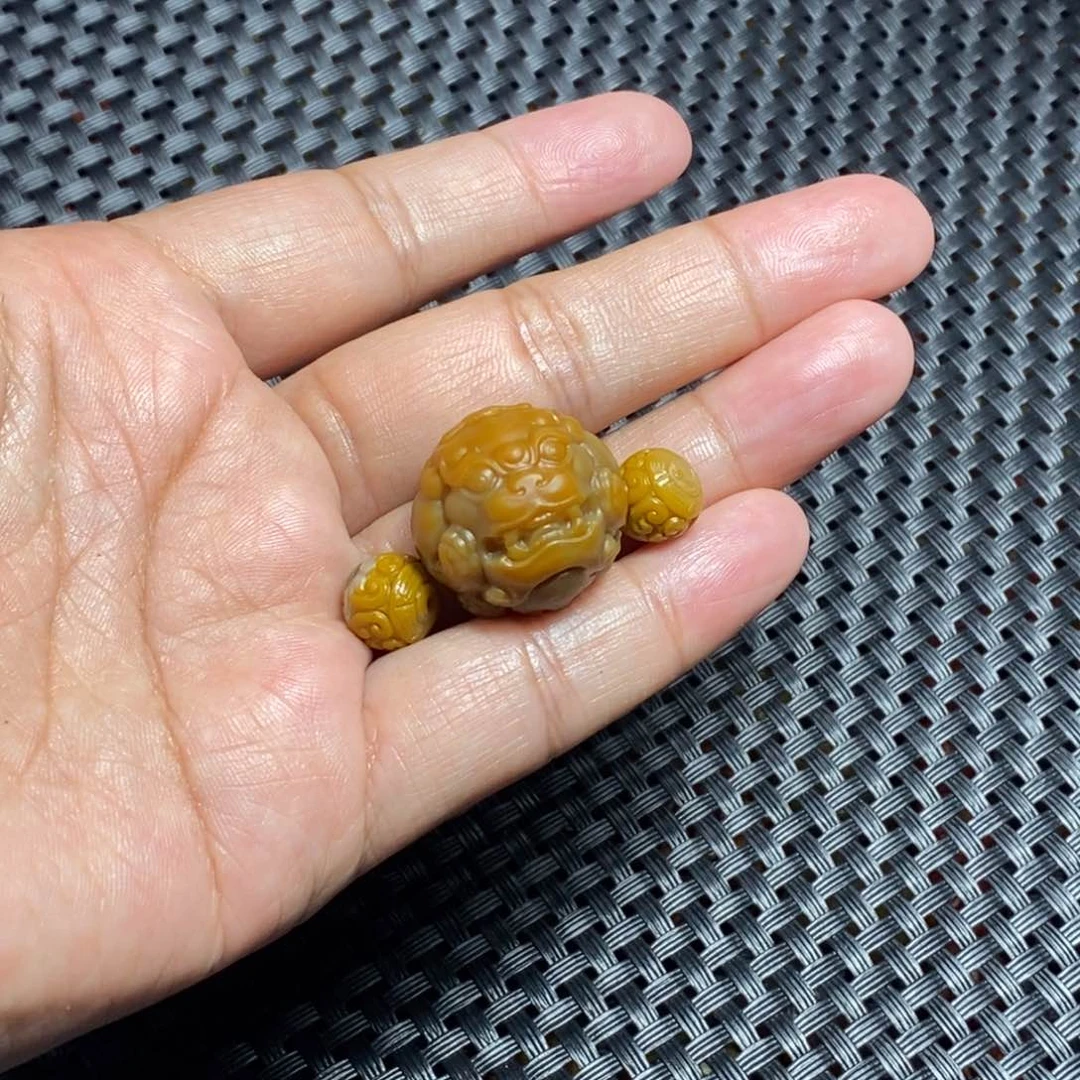 玛瑙/玉髓战国红未镶嵌大*倫