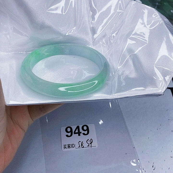 翡翠未镶嵌手镯一图一物实物为准
