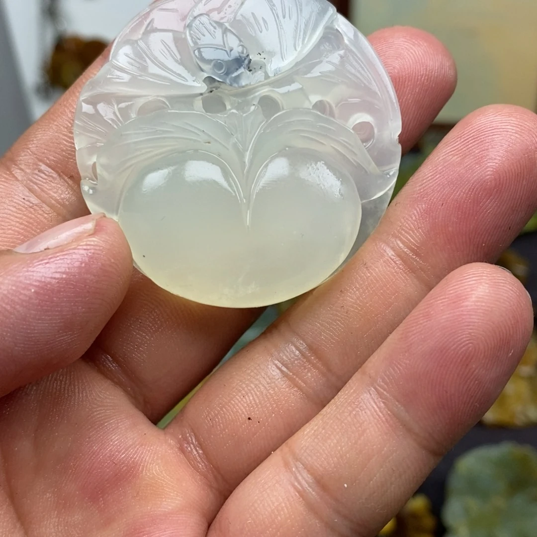 蛇纹石玉未镶嵌吊坠(赠链)