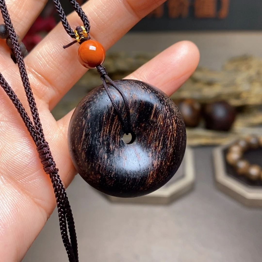 沉香木手串越南芽庄红棋楠平安扣吊坠