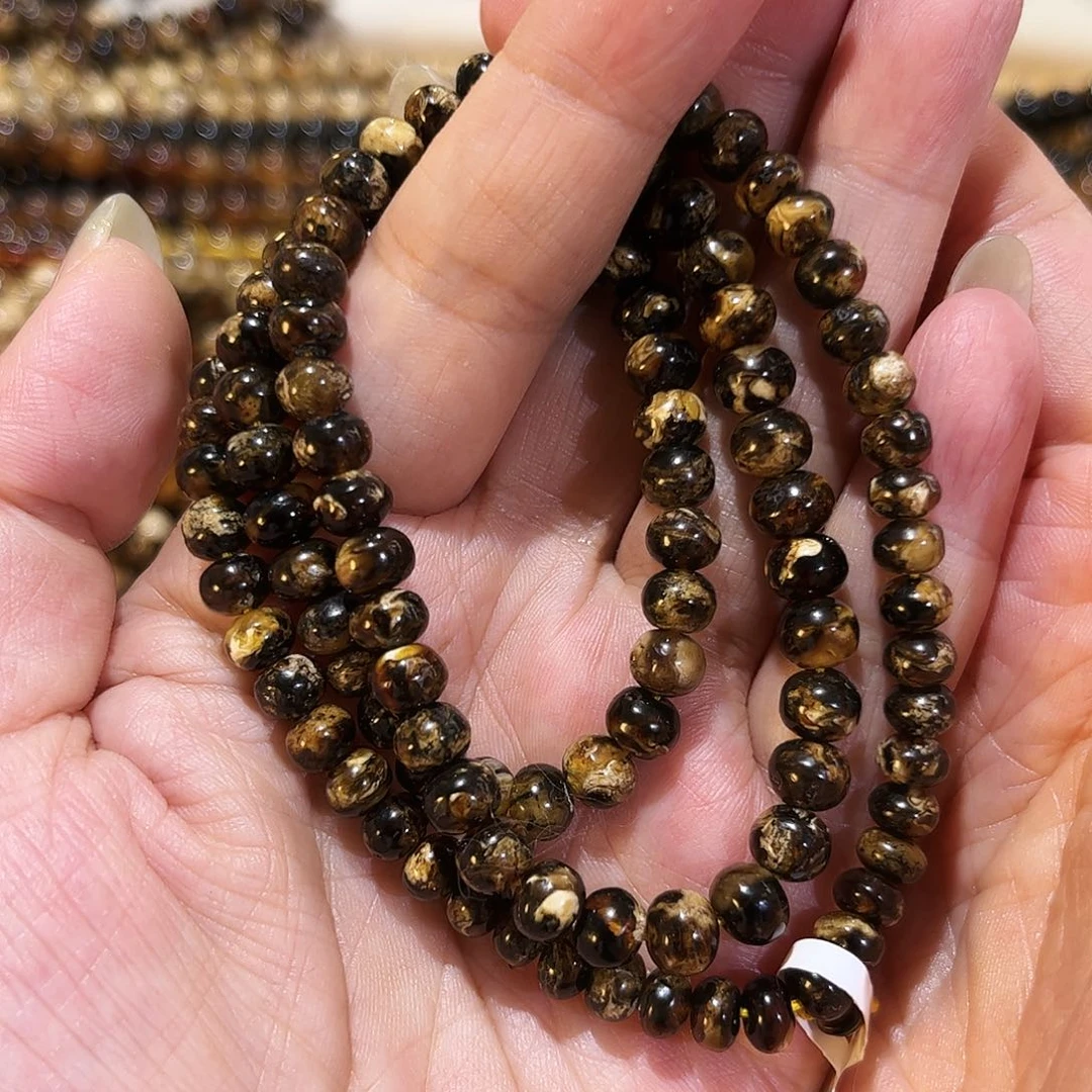 未镶嵌琥珀裸石抚顺琥珀20878六