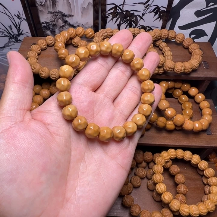 猴头核桃手串小奶酪