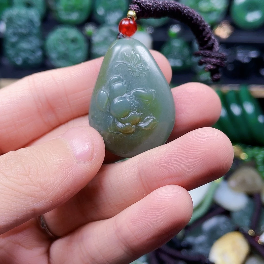 和田玉未镶嵌珠宝奇石