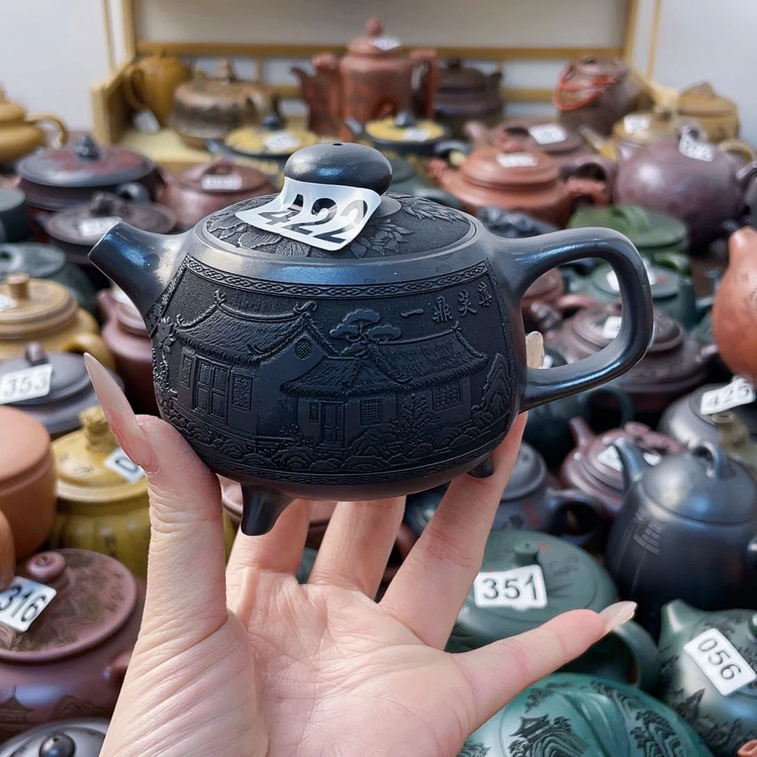 茶壶紫砂和**宙紫砂微瑕