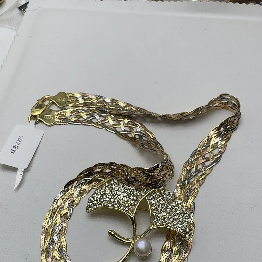 未镶嵌颈饰淡水珍珠