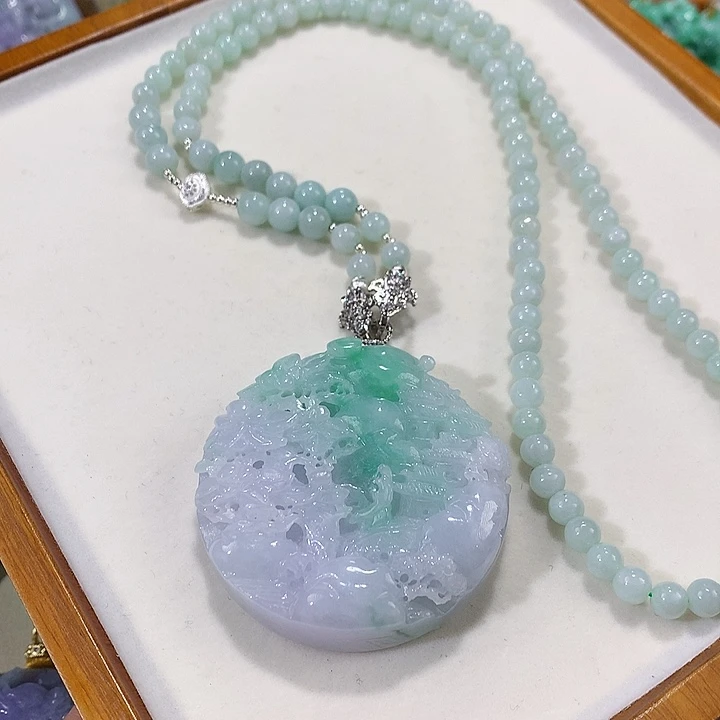 翡翠未镶嵌颈饰翡翠吊坠