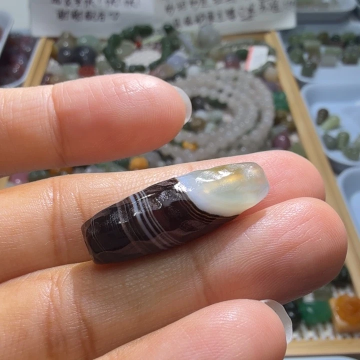 和田玉未镶嵌珠宝半成品