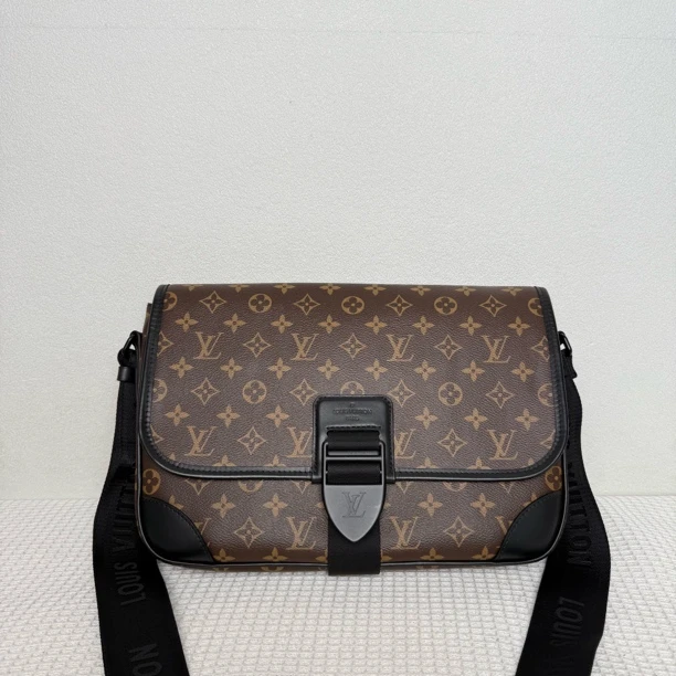 99新 LouisVuitton/路易威登 5503/男士经典芯片款棕老花邮差包