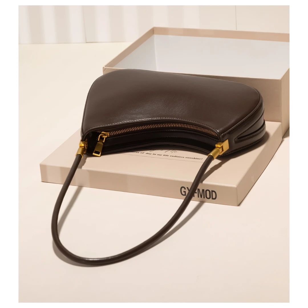 GXFMOD小众品牌法式复古腋下包2025秋冬流行通勤包包女单肩法棍包