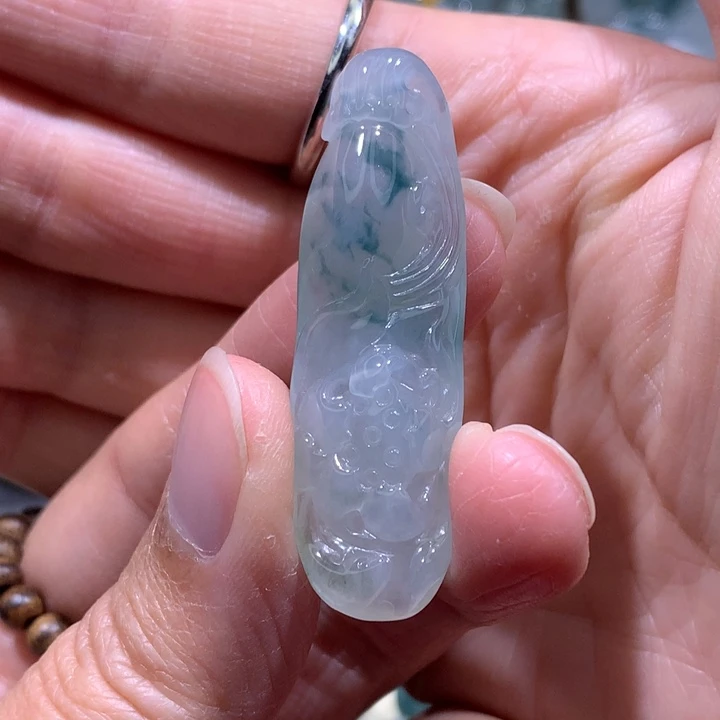 翡翠未镶嵌颈饰炸/莲花鱼