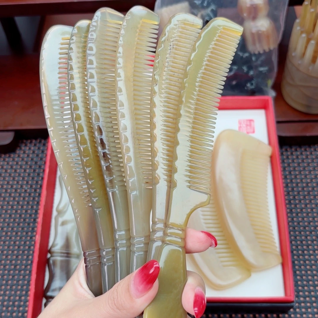 纯手工制作纯牛角梳子