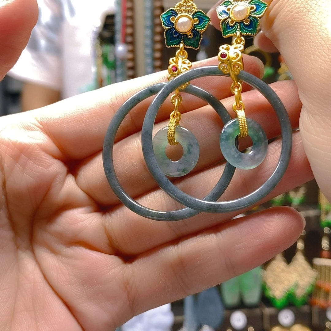 未镶嵌翡翠耳饰翡翠