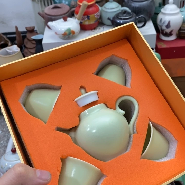 陶瓷艺术品及陶瓷制品