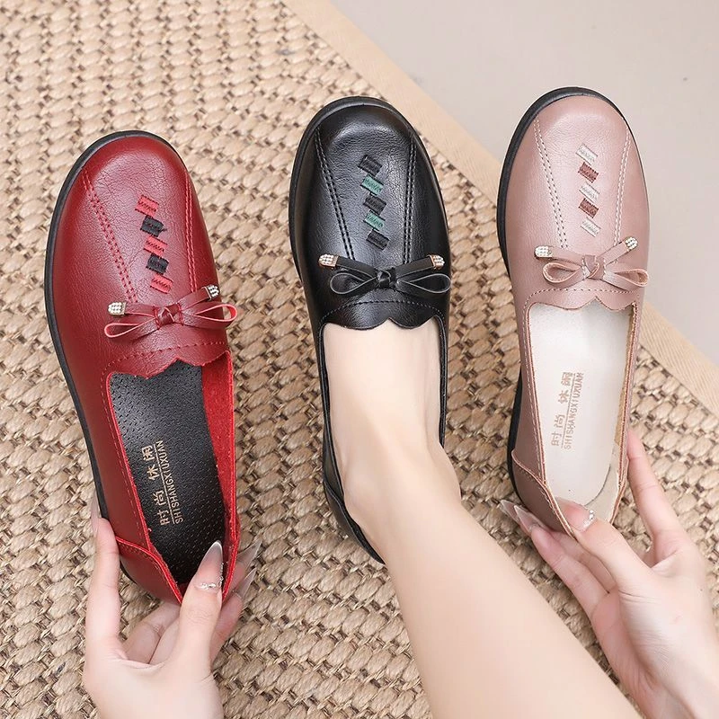 春季妈妈单鞋中老年舒适老人老太太鞋休闲一脚蹬防滑软底奶奶皮鞋