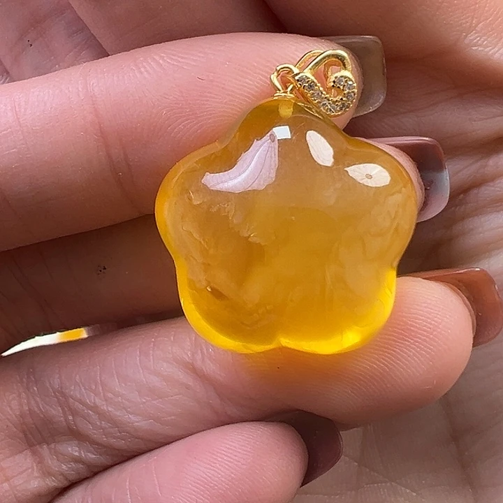 蜜蜡未镶嵌珠宝奇石