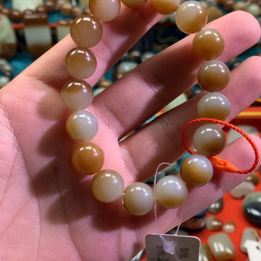 正***柱和田玉未镶嵌手链