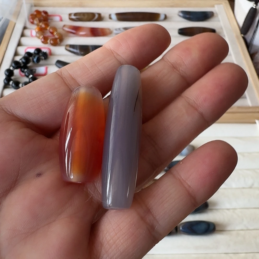 嘉***庆玛瑙/玉髓合金颈饰