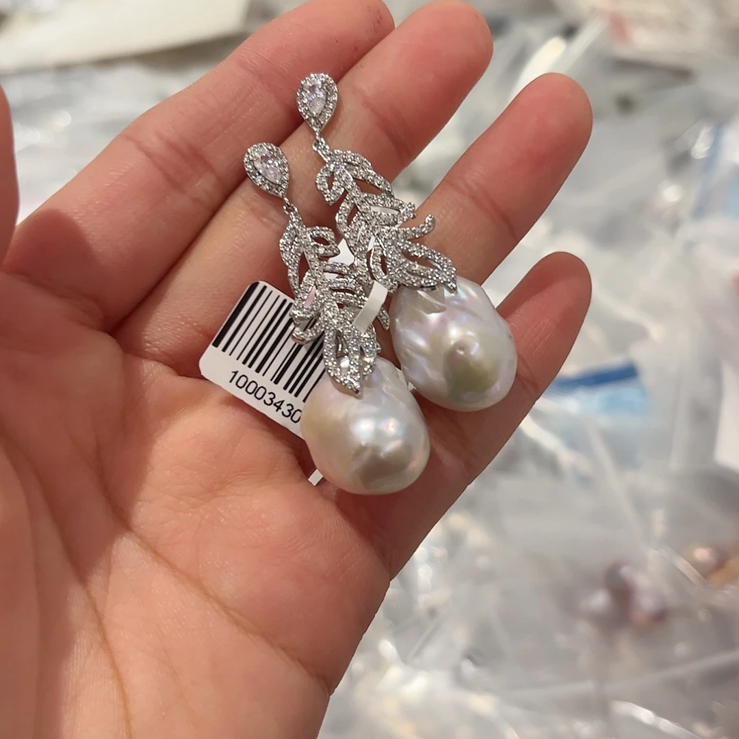 淡水珍珠耳饰合金