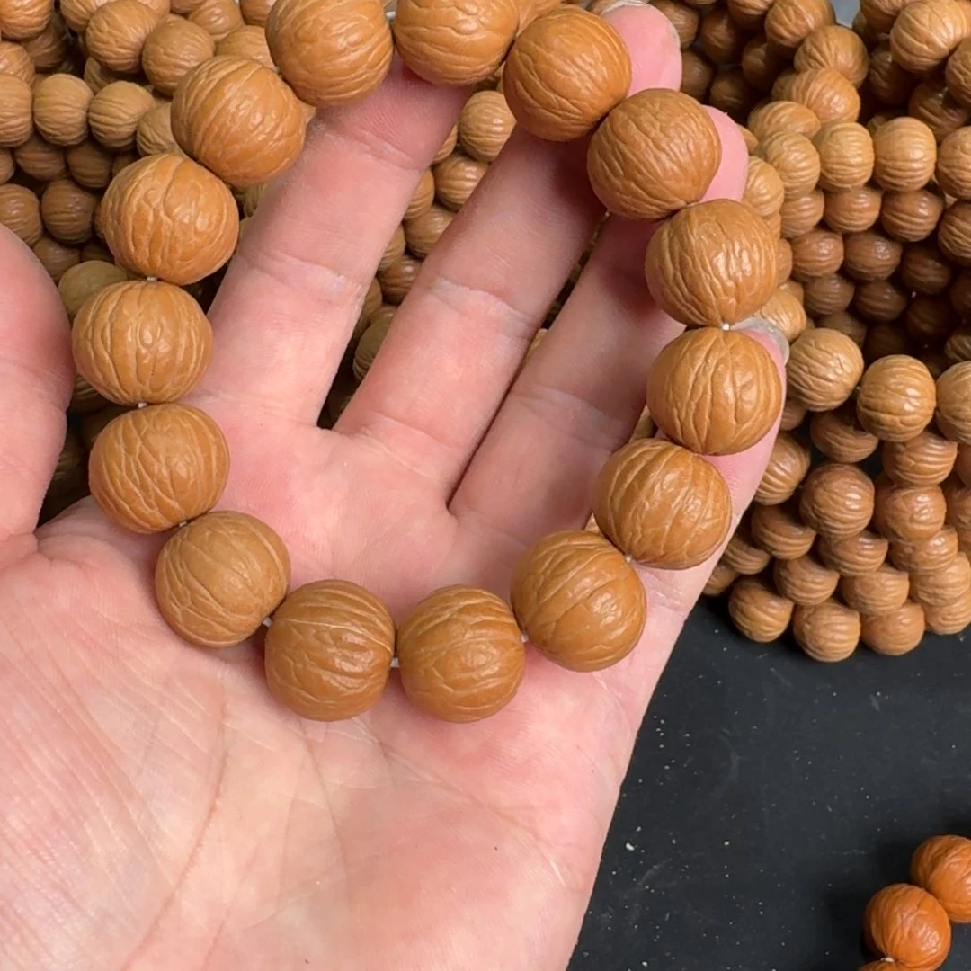 猴头核桃手串聚宝盆